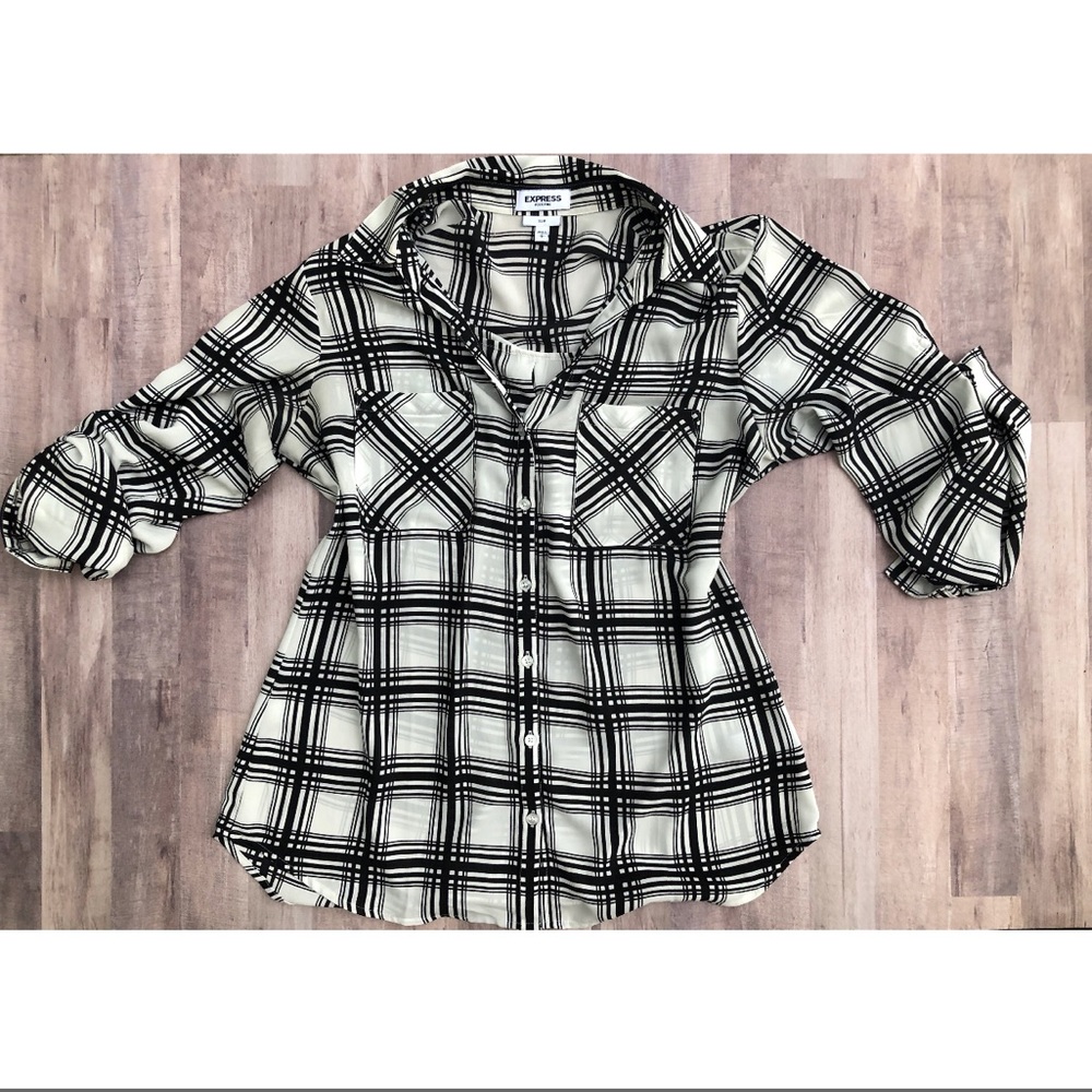 Express Portofino Slim 3/4 Sleeve Blouse, Size L